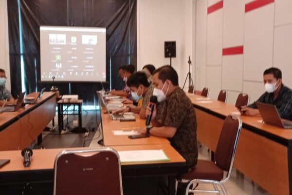 penyelesaian permasalahan lingkungan hidup (2)